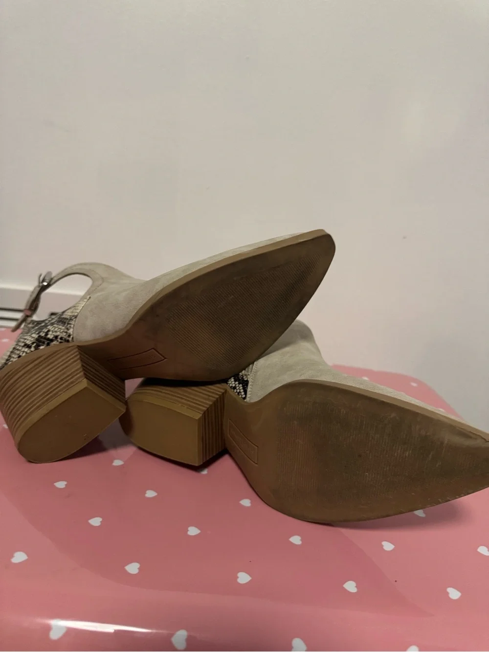 N/A stylish taupe